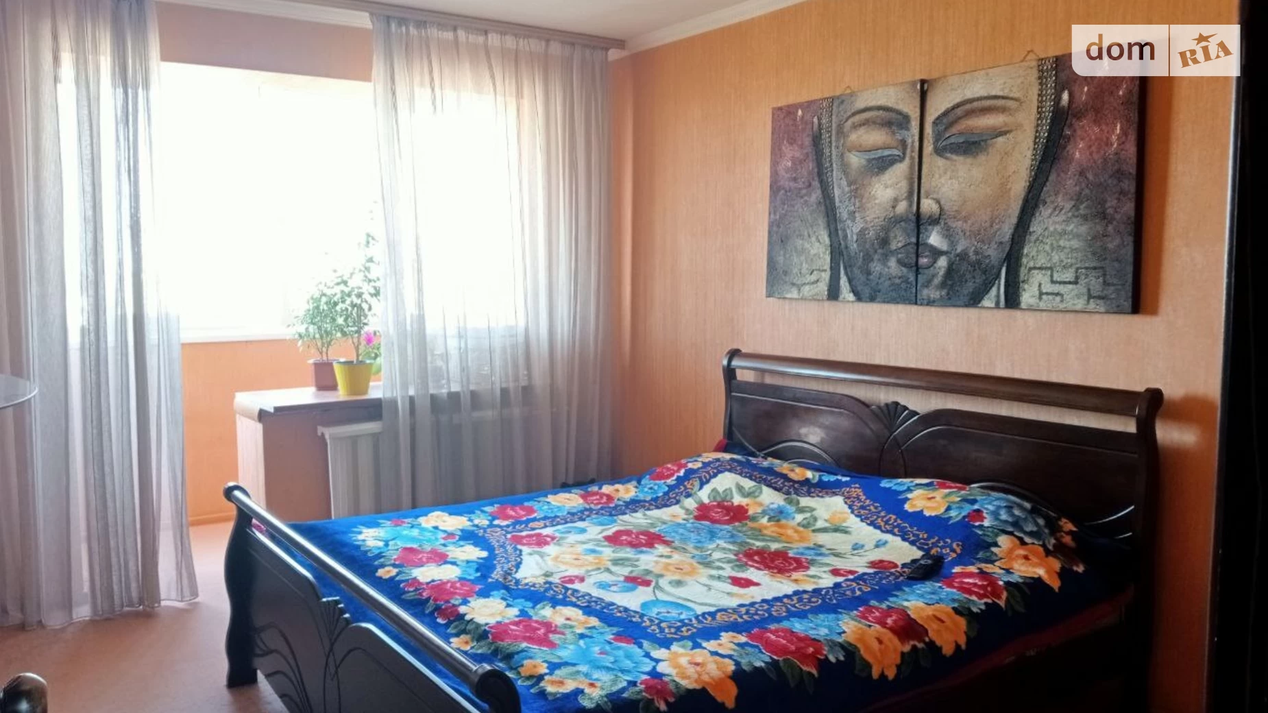 Продается 3-комнатная квартира 63 кв. м в Днепре, ул. Галины Мазепы(Ковалевской Софии), 73