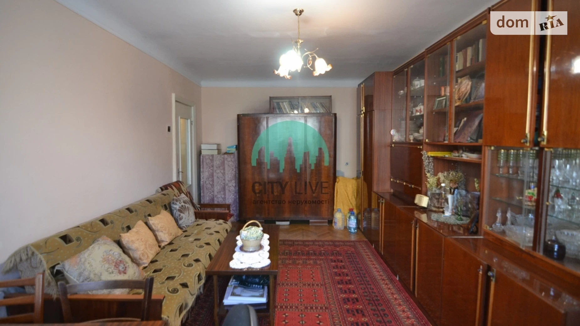 Продается 3-комнатная квартира 65 кв. м в Ивано-Франковске, ул. Петлюры Симона, 5А