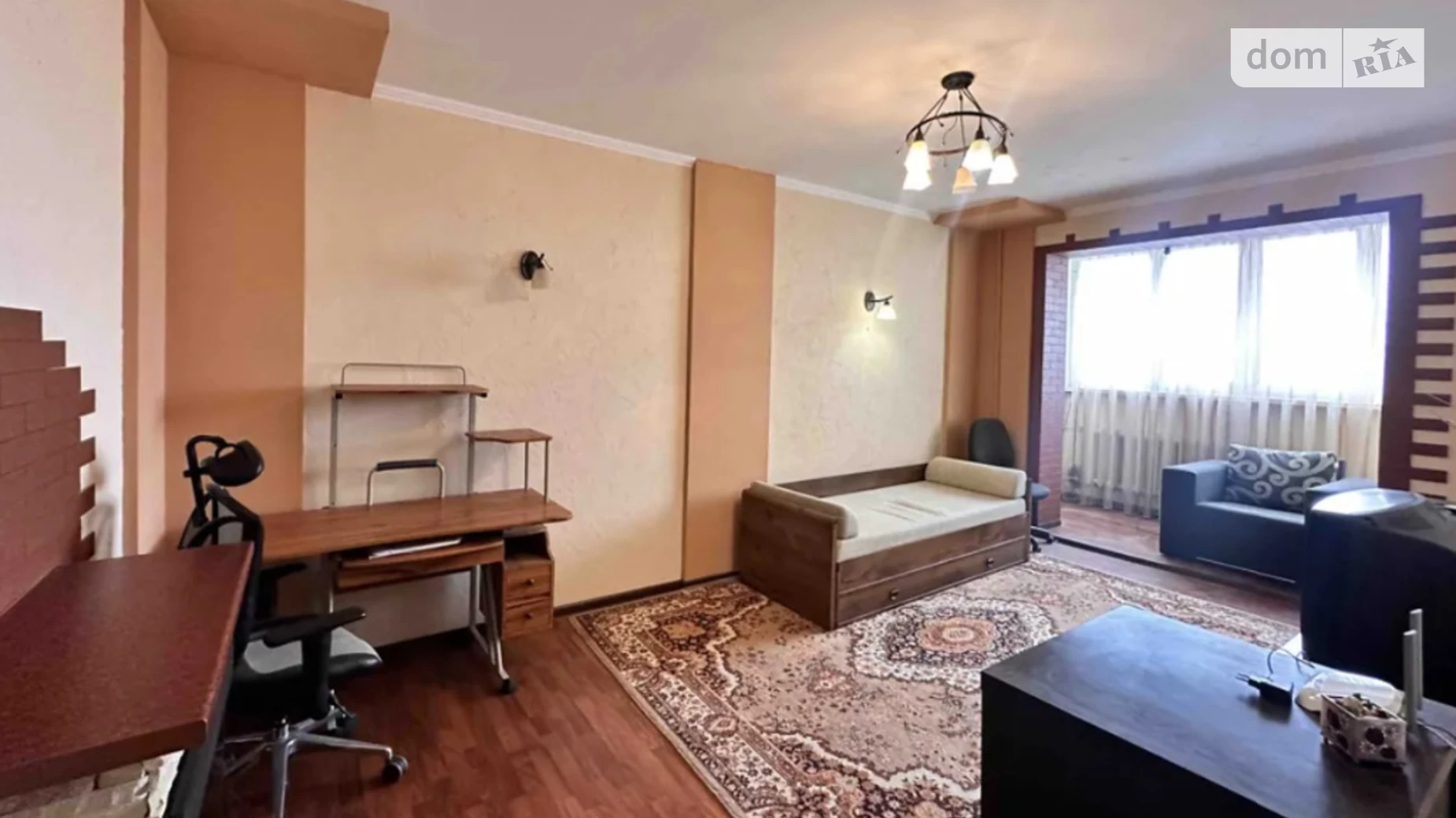 Продається 3-кімнатна квартира 71 кв. м у Хмельницькому
