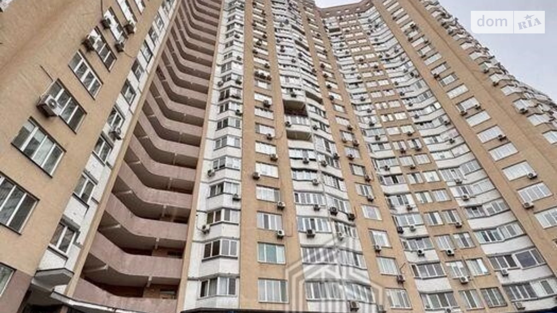 Продается 3-комнатная квартира 110 кв. м в Киеве, просп. Николая  Бажана, 1М