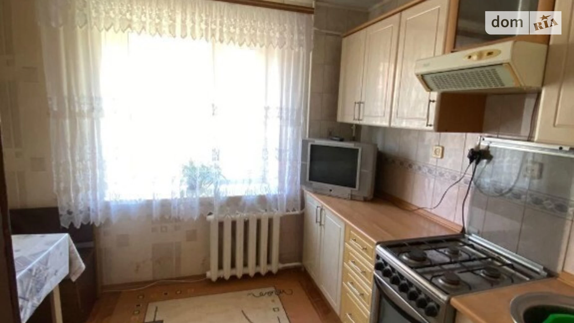 Продается 2-комнатная квартира 54 кв. м в Полтаве, ул. Кучеренко - фото 2