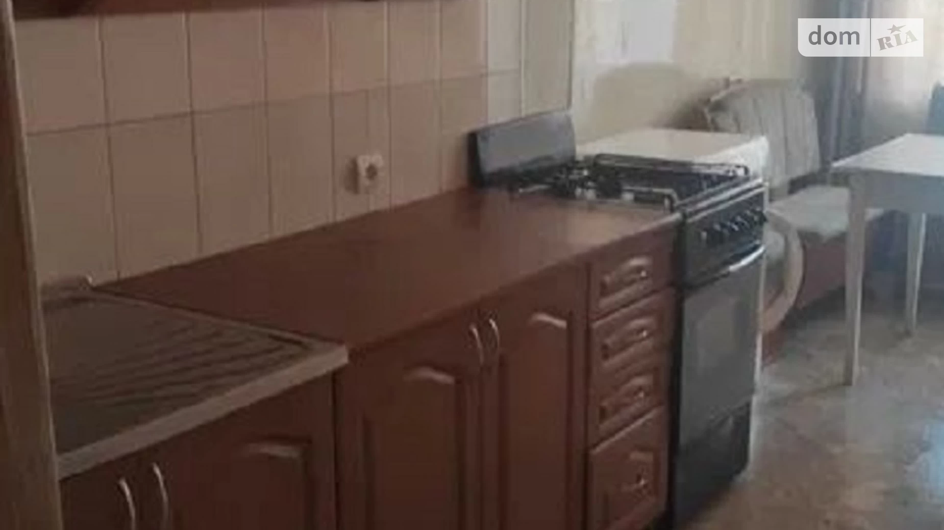 Продається 1-кімнатна квартира 40 кв. м у Полтаві, вул. Станіславського