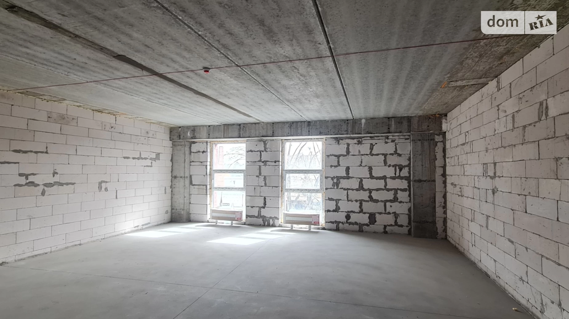 Продается офис 68.9 кв. м в бизнес-центре, цена: 51675 $ - фото 2