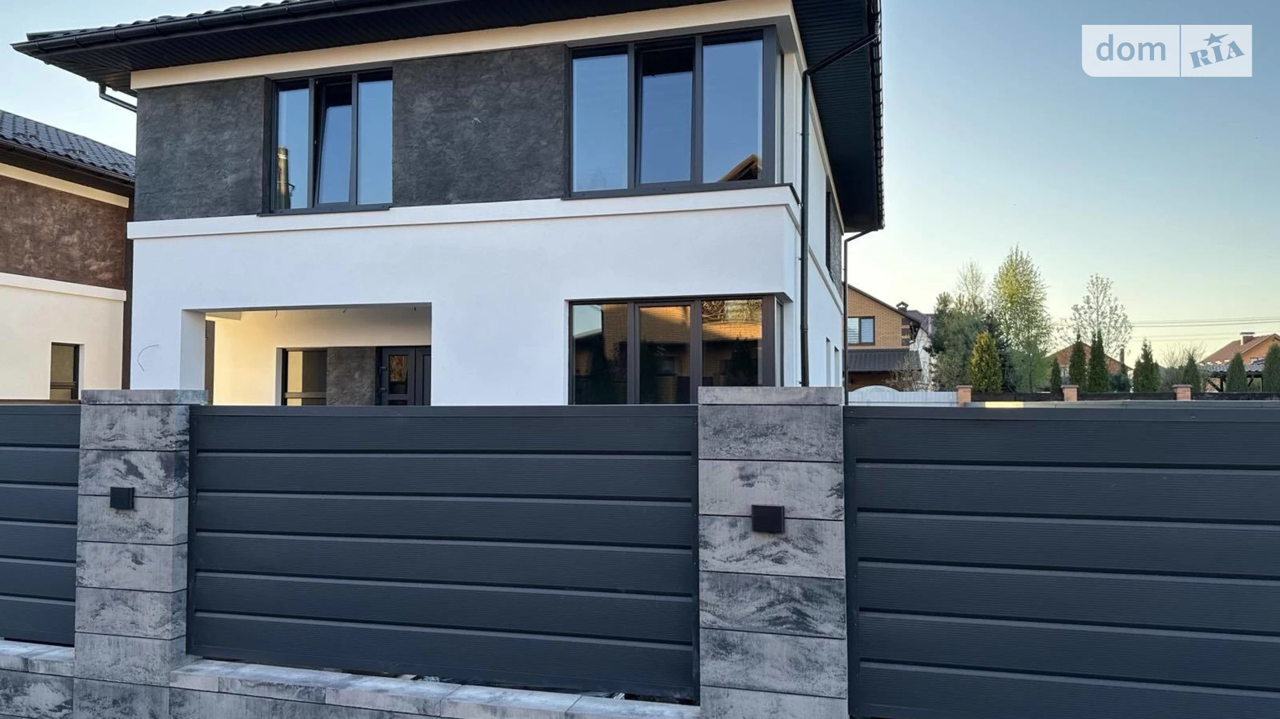 Продается дом на 2 этажа 180 кв. м с баней/сауной, цена: 187000 $ - фото 2