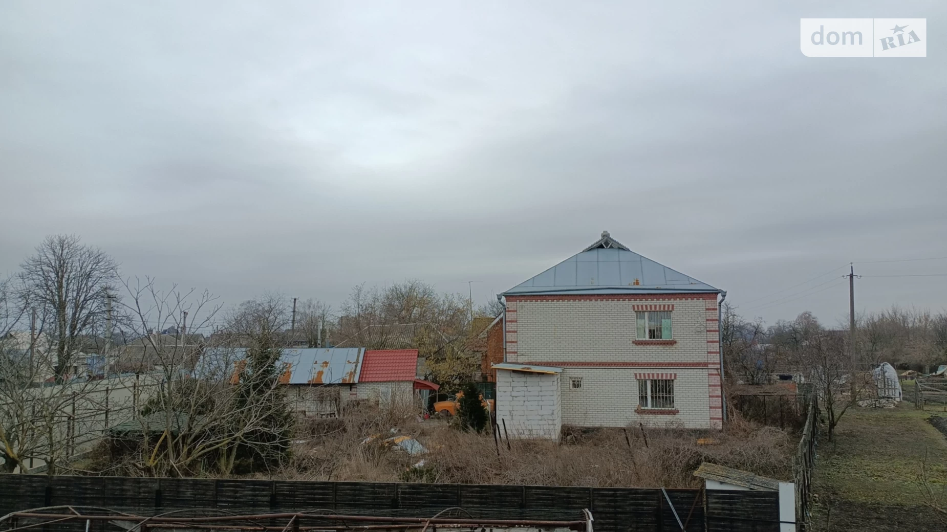 Продается дом на 2 этажа 210 кв. м с верандой, цена: 75000 € - фото 2