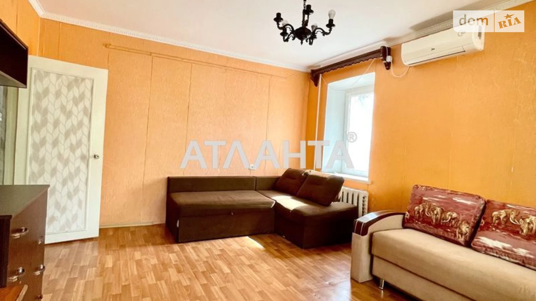 Продается 1-комнатная квартира 39 кв. м в Черноморске, ул. Парусная