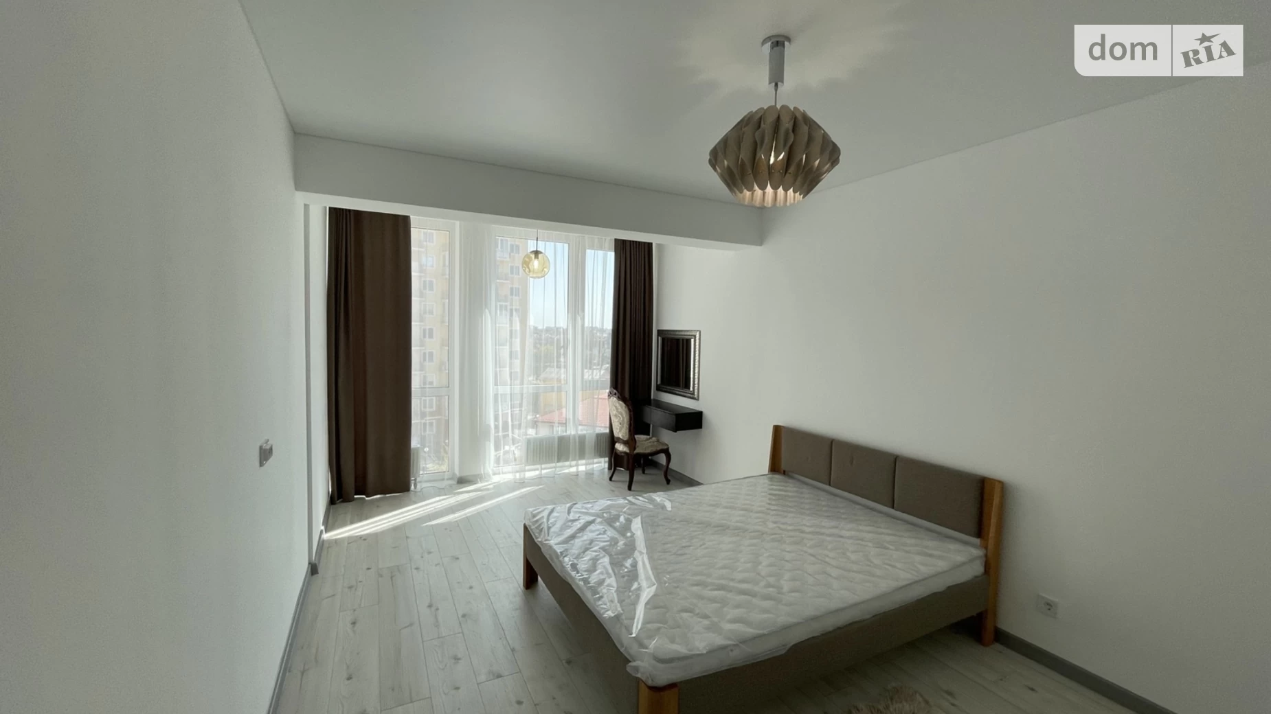 Продается 2-комнатная квартира 70.7 кв. м в, цена: 96800 $ - фото 3