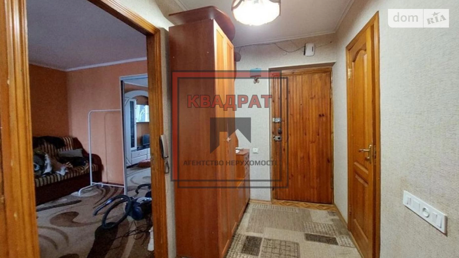 Продается 1-комнатная квартира 36.4 кв. м в Полтаве, ул. Гожуливський