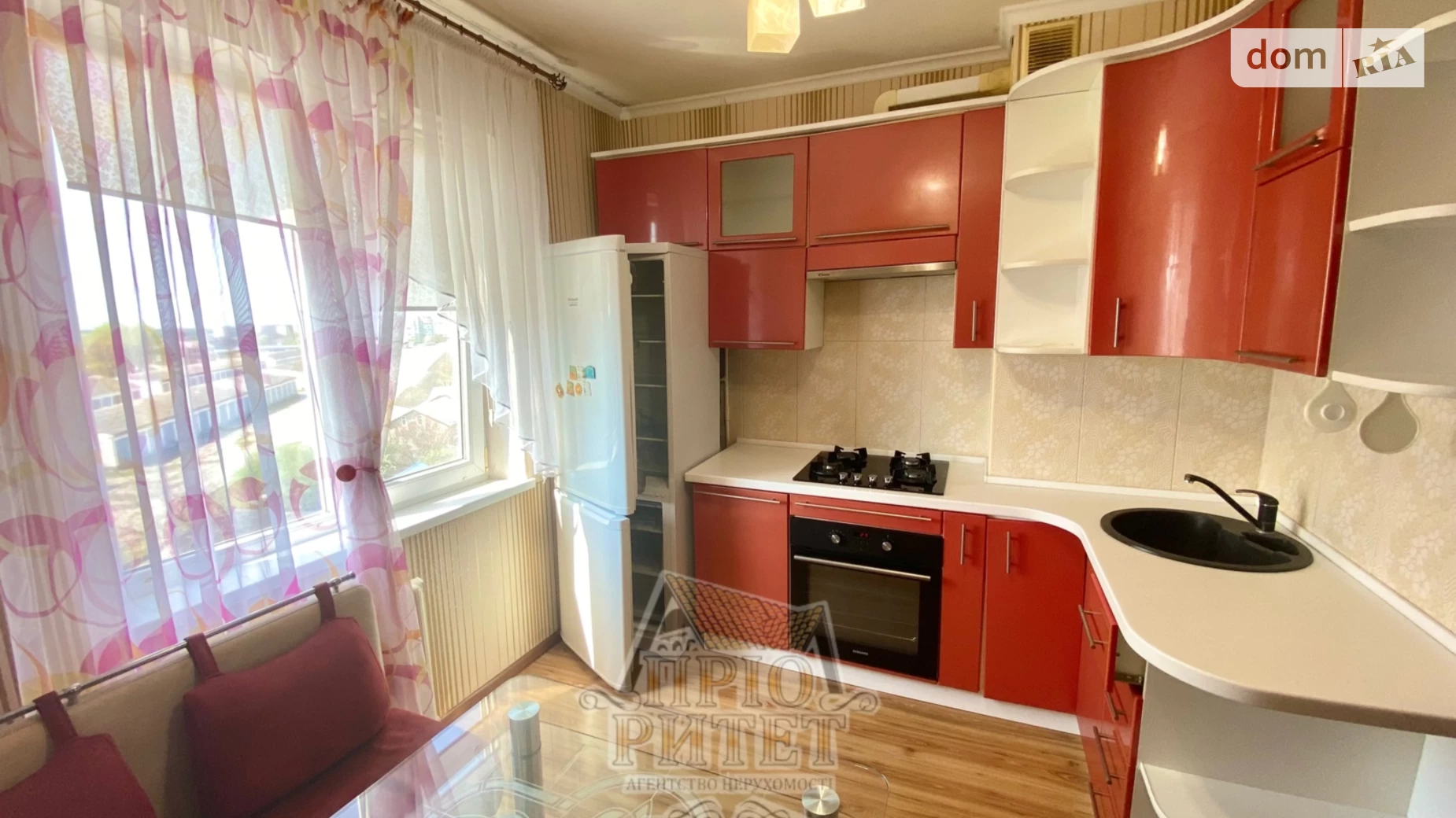 Продается 2-комнатная квартира 53 кв. м в Белой Церкви, ул. Фастовская, 24