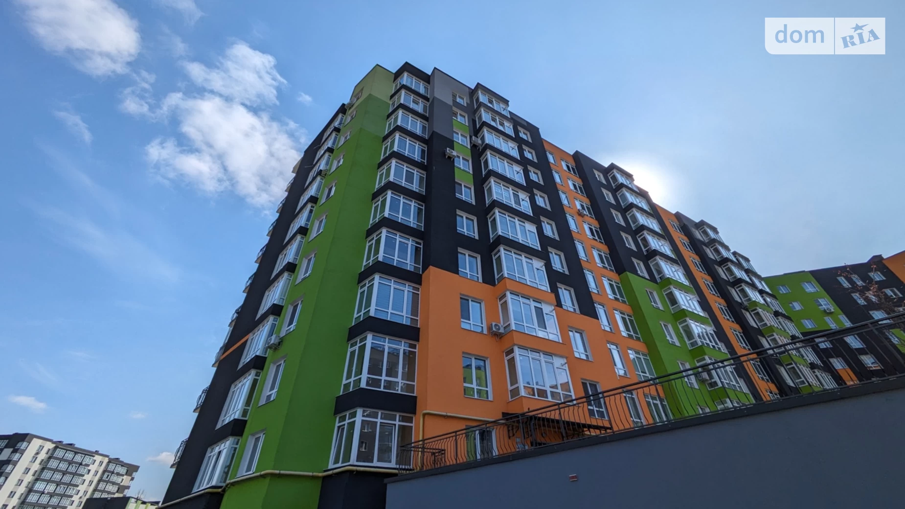 Продается 5-комнатная квартира 155.9 кв. м в Ивано-Франковске, ул. Приозерная - фото 3