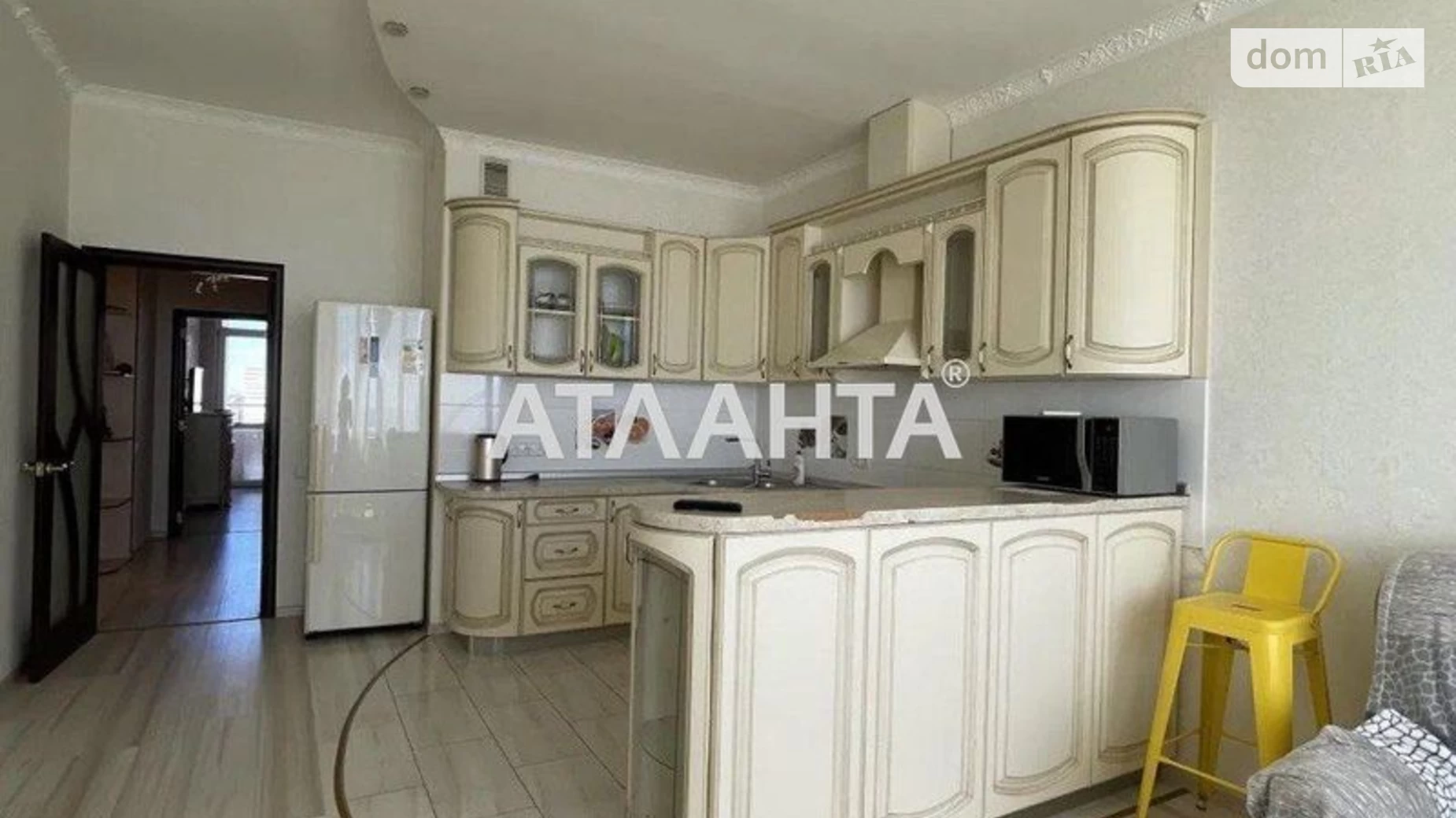 Продается 1-комнатная квартира 64.4 кв. м в Одессе, ул. Литературная - фото 4