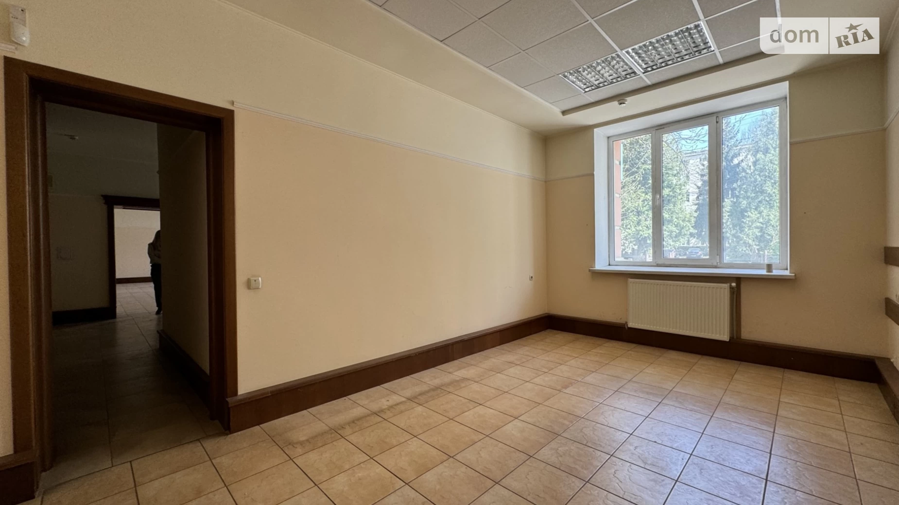 Сдается в аренду офис 267 кв. м в бизнес-центре, цена: 2000 $ - фото 5