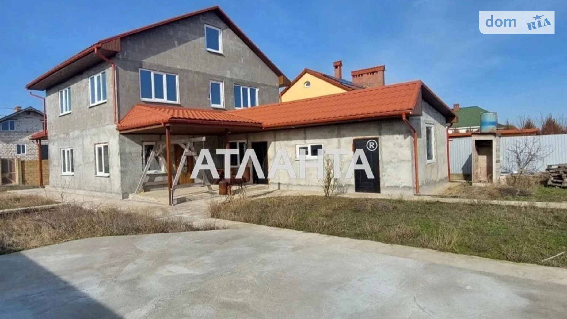 Продается дом на 2 этажа 200 кв. м с баней/сауной, ул. Абрикосовая