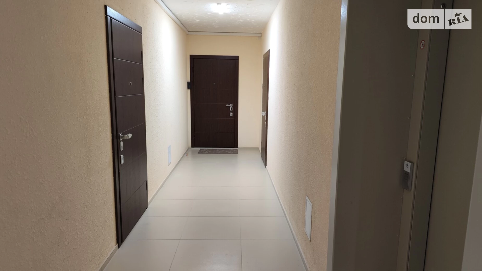Продається 3-кімнатна квартира 163.5 кв. м у Кременчуку, вул. Івана Мазепи(Бутиріна), 7 - фото 3