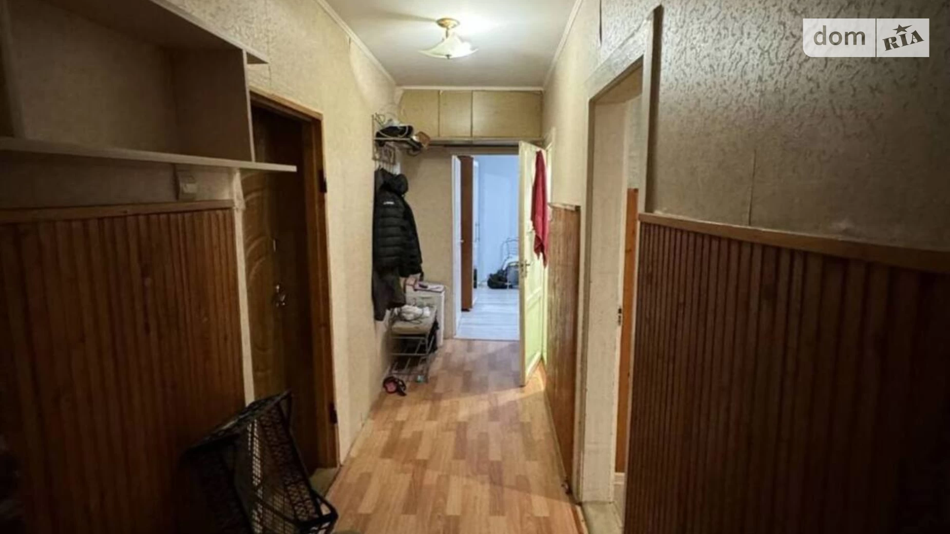Продается 3-комнатная квартира 65 кв. м в Ужгороде, Центральна