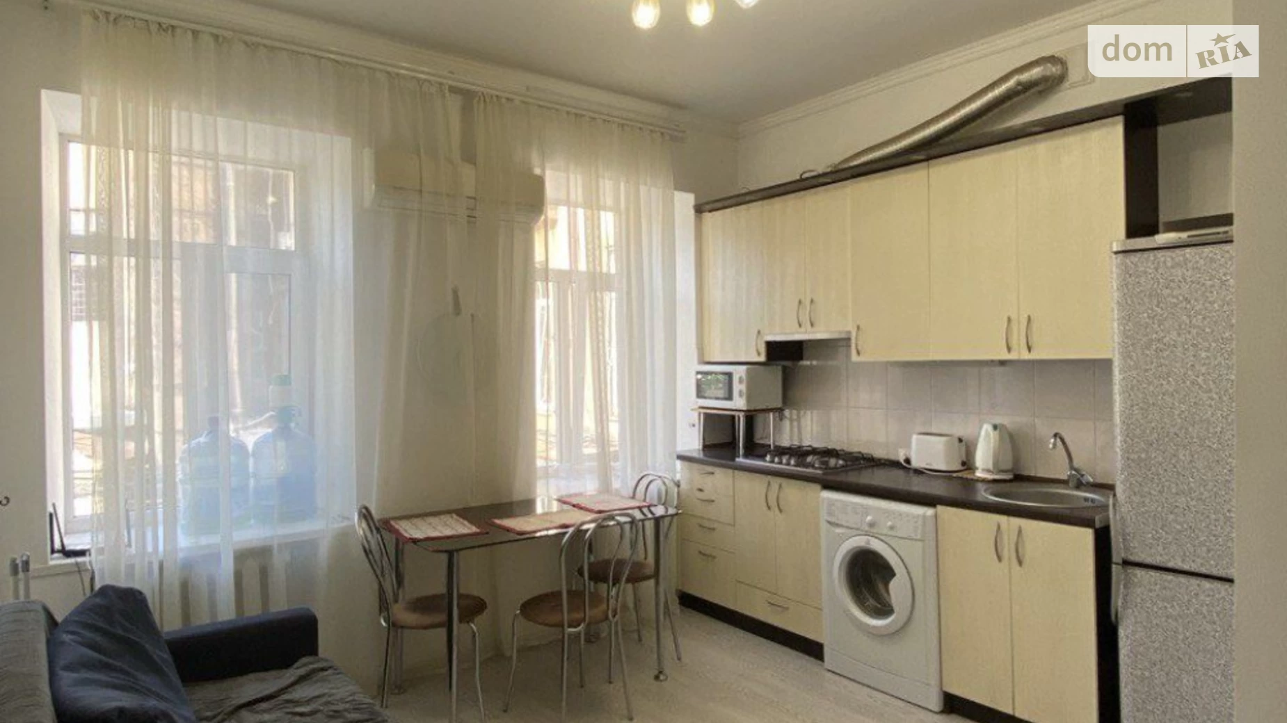 Продается 1-комнатная квартира 35 кв. м в Одессе, пер. Вице-адмирала Жукова - фото 2