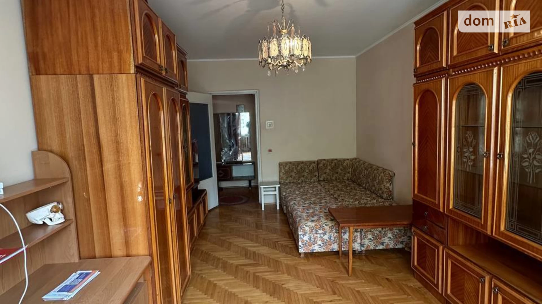 Продается 1-комнатная квартира 39 кв. м в Ивано-Франковске, ул. Молодежная