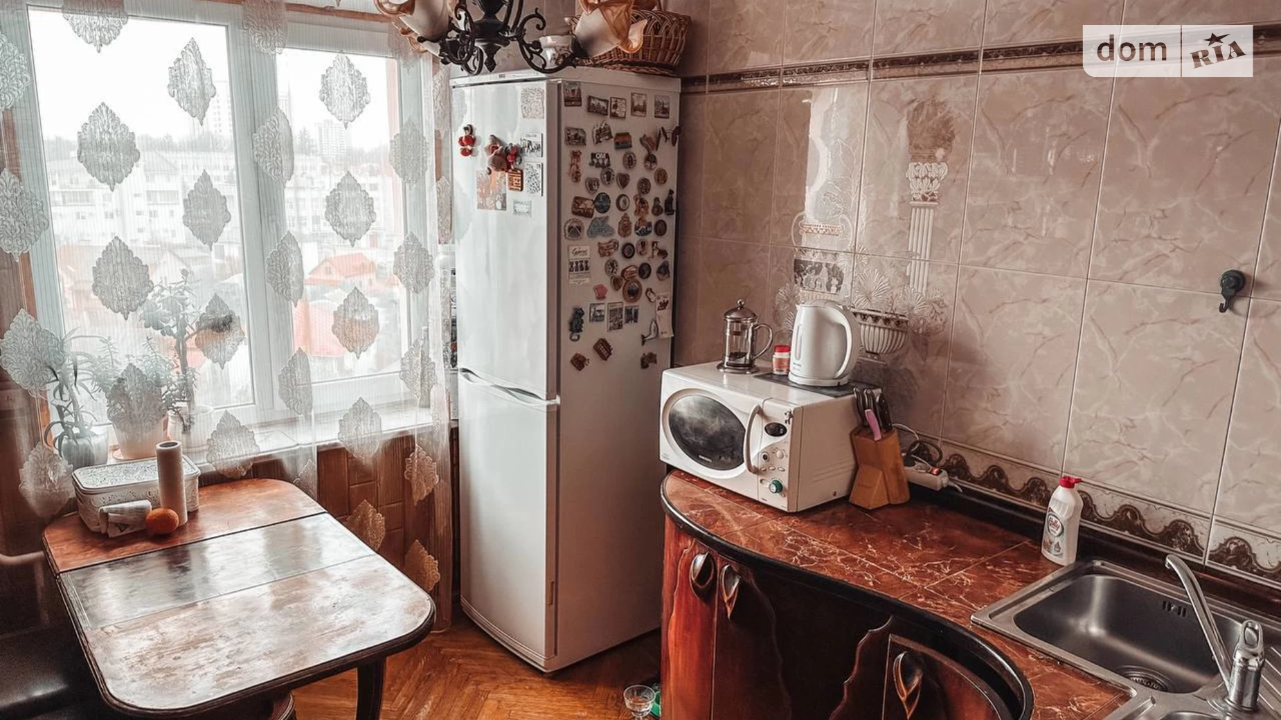 Продается 3-комнатная квартира 65 кв. м в Виннице, вул. Марии Литвиненко-Вольгемут, 40