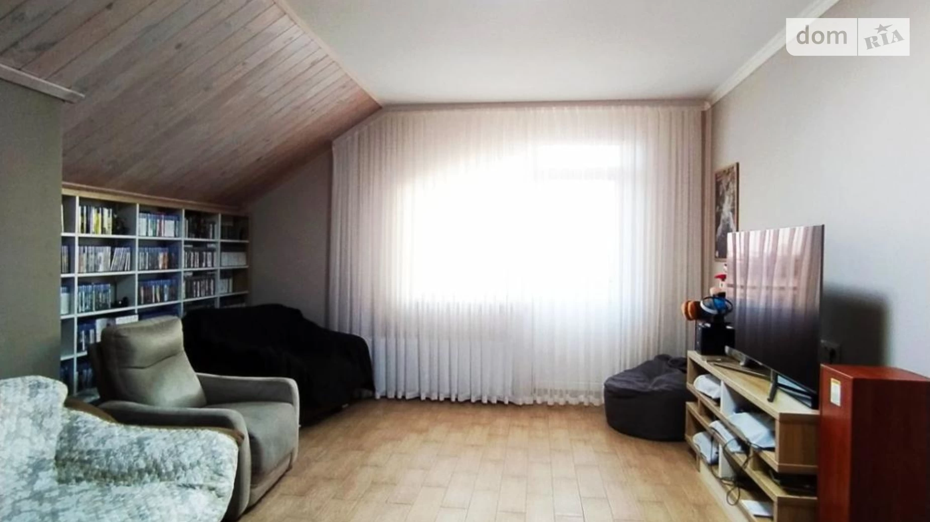 Продается 3-комнатная квартира 129 кв. м в Хмельницком, ул. Гуменюка