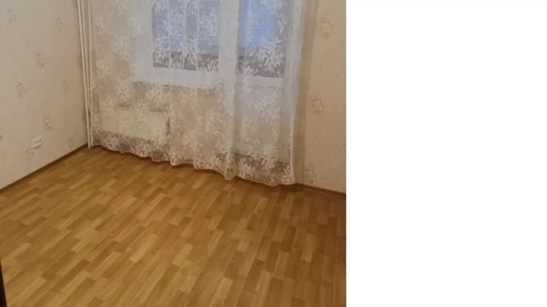 Продается 3-комнатная квартира 63 кв. м в Сумах, ул. Героев Крут, 46