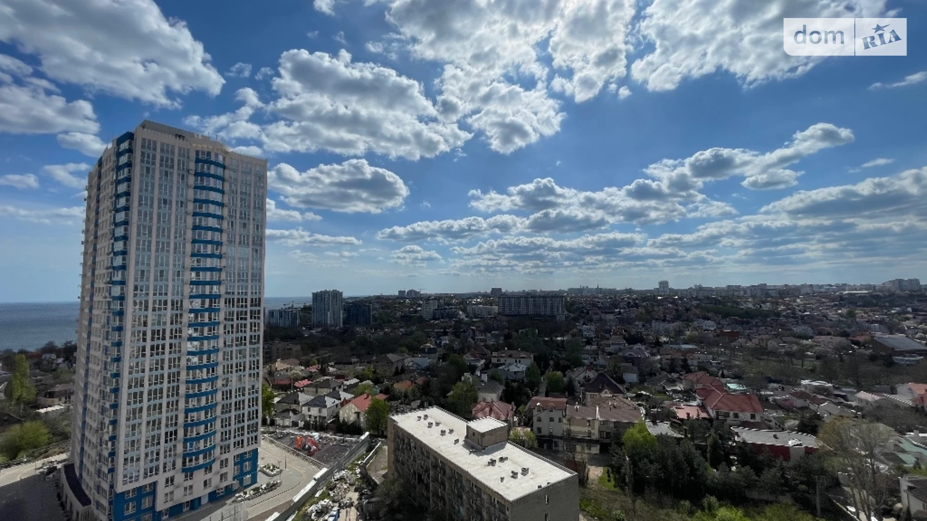 Продається 1-кімнатна квартира 42 кв. м у Одесі, вул. Літературна - фото 2