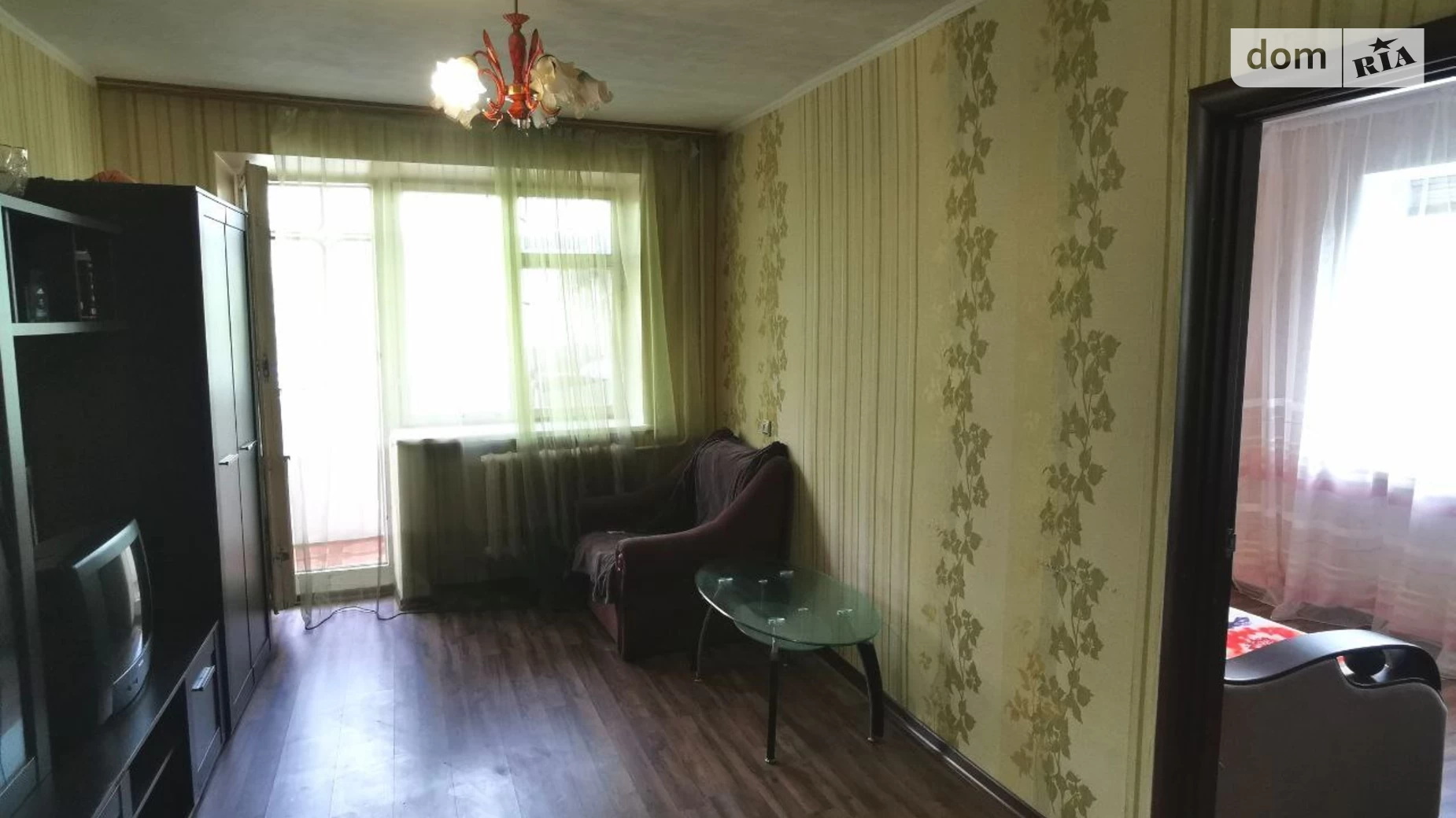 Продается 3-комнатная квартира 50.6 кв. м в Броварах, ул. Героев Украины(Гагарина), 16А