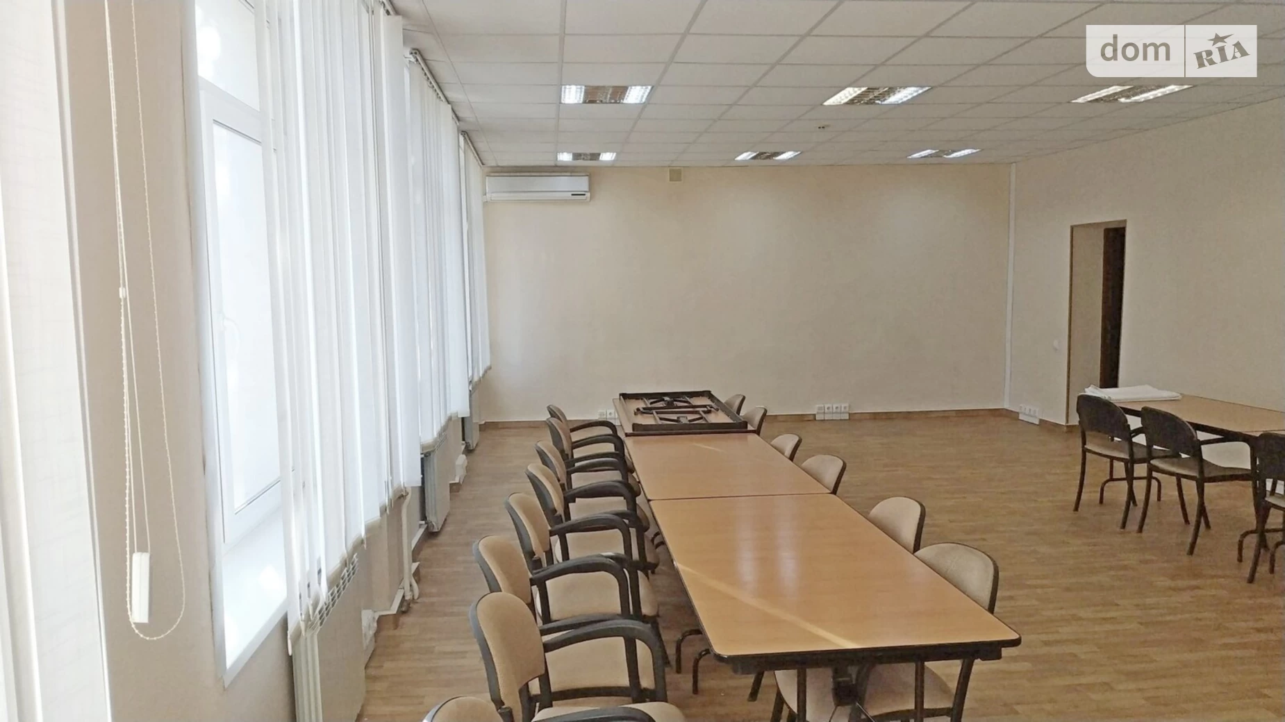 Сдается в аренду офис 151 кв. м в бизнес-центре, цена: 70290 грн - фото 4
