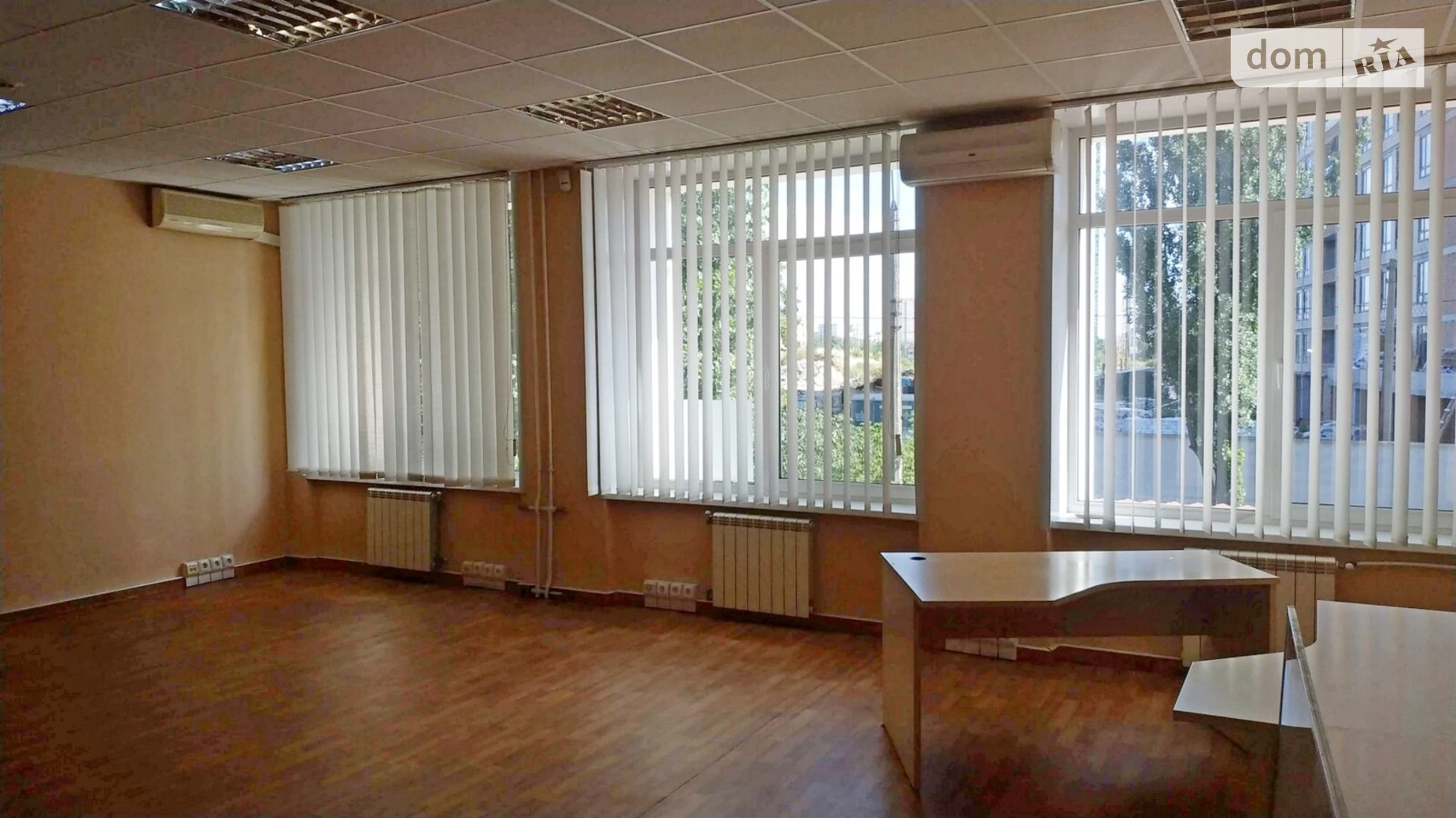 Сдается в аренду офис 104 кв. м в бизнес-центре, цена: 63820 грн - фото 4