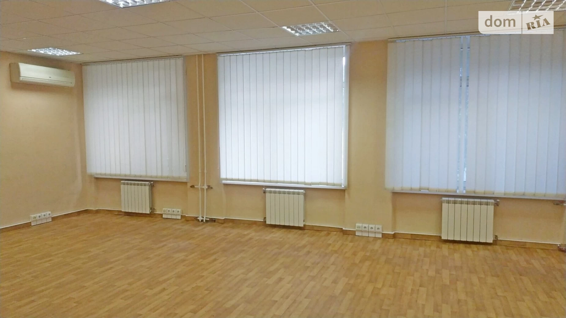 Сдается в аренду офис 143 кв. м в бизнес-центре, цена: 68680 грн - фото 2