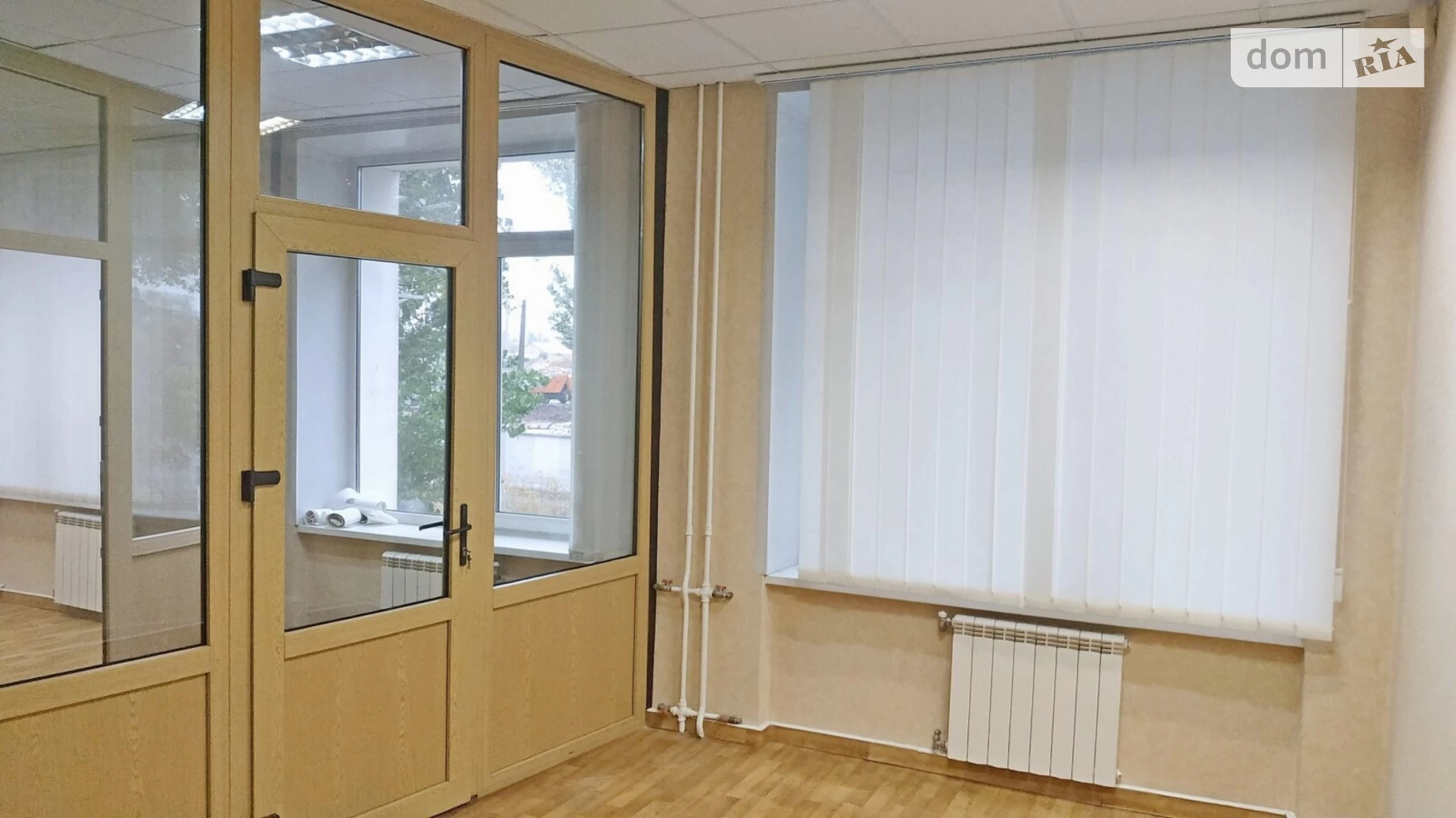 Сдается в аренду офис 143 кв. м в бизнес-центре, цена: 68690 грн - фото 5