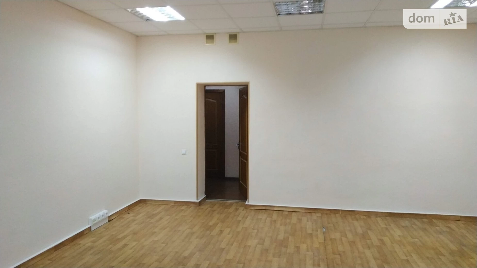 Сдается в аренду офис 106 кв. м в бизнес-центре, цена: 64220 грн - фото 5