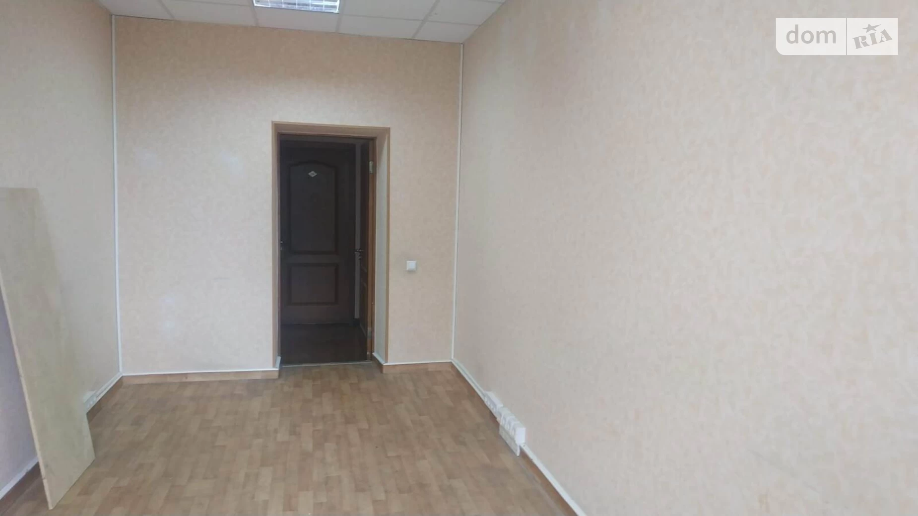 Сдается в аренду офис 62 кв. м в бизнес-центре, цена: 16890 грн - фото 5