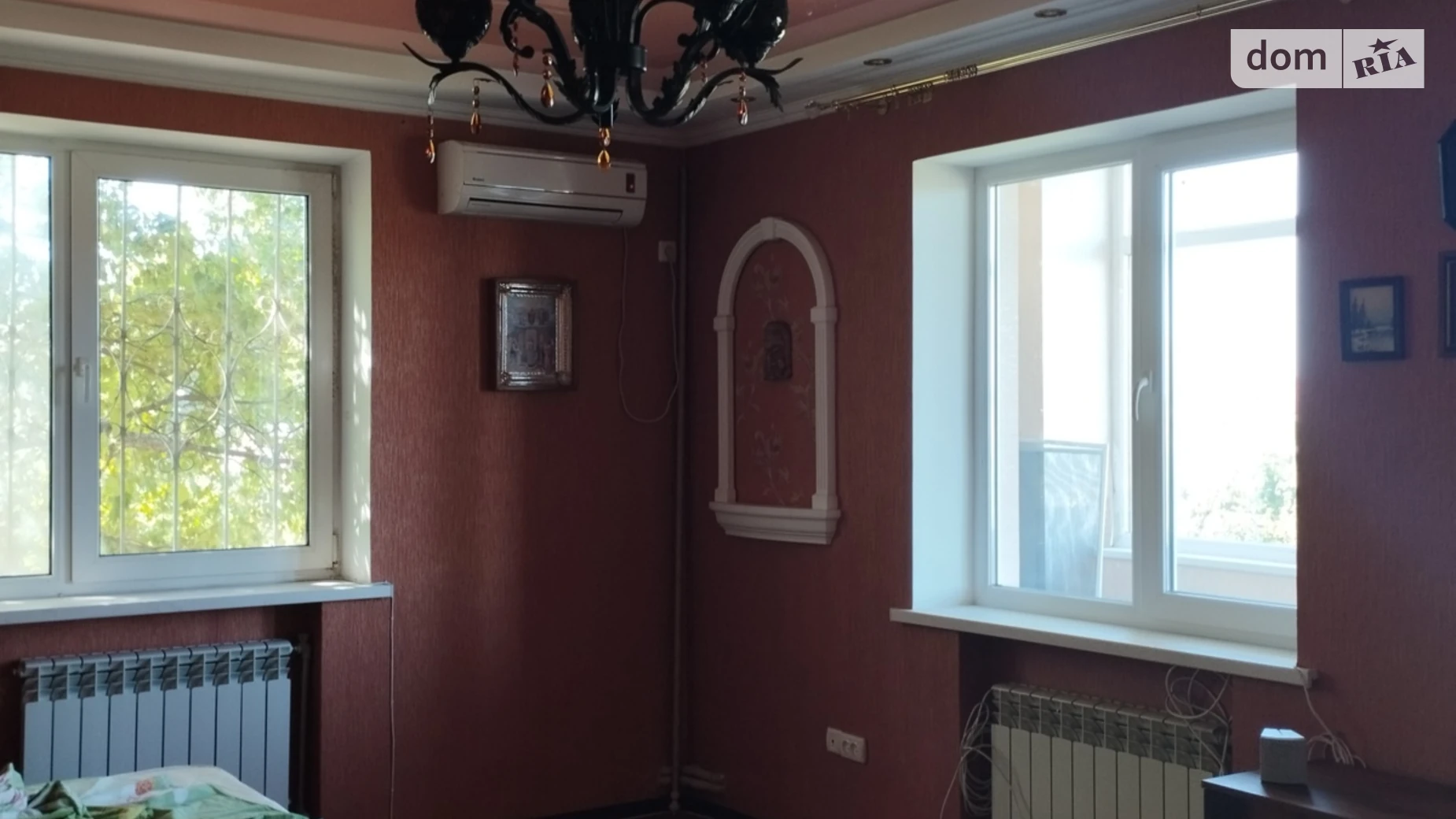 Продается дом на 2 этажа 280 кв. м с камином, цена: 70000 $ - фото 2