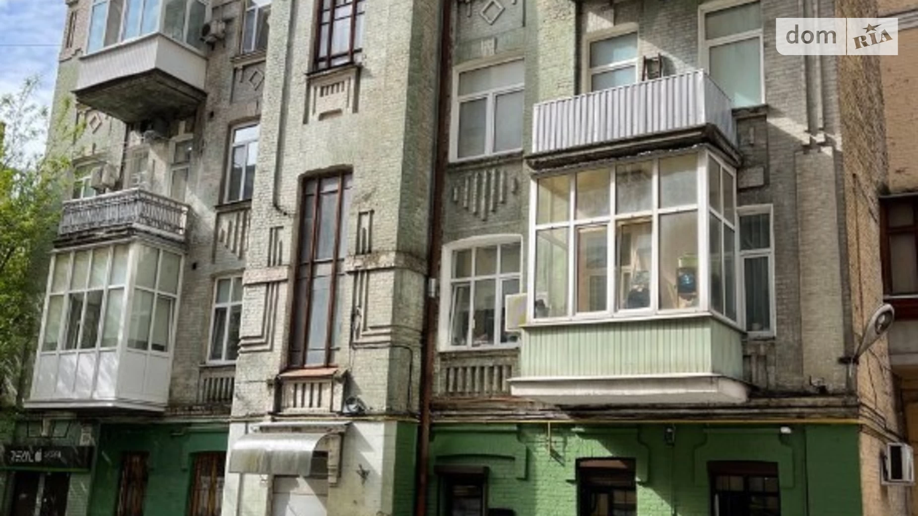 Продається 2-кімнатна квартира 70 кв. м у Києві, вул. Саксаганського, 129Б