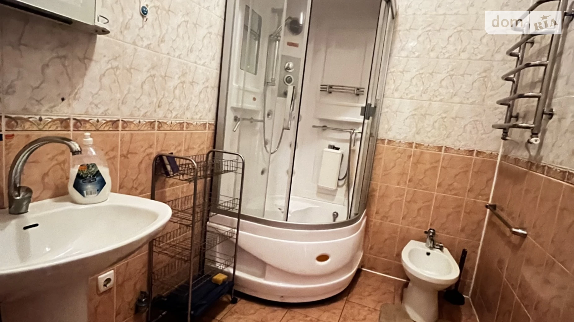 Продается 2-комнатная квартира 72 кв. м в Ивано-Франковске, ул. Кардинала Любомира Гузара - фото 4