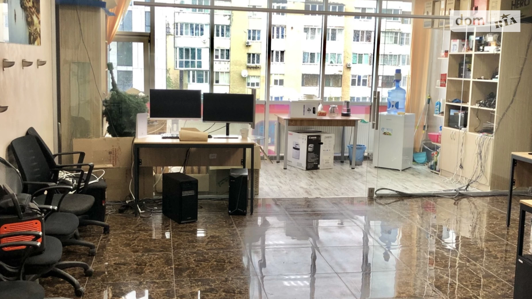Продається офіс 46 кв. м в бізнес-центрі, цена: 75900 $ - фото 3