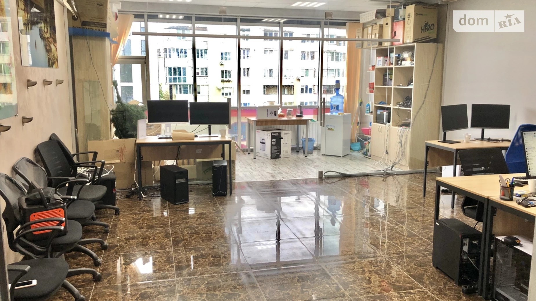 Продається офіс 46 кв. м в бізнес-центрі, цена: 75900 $ - фото 2