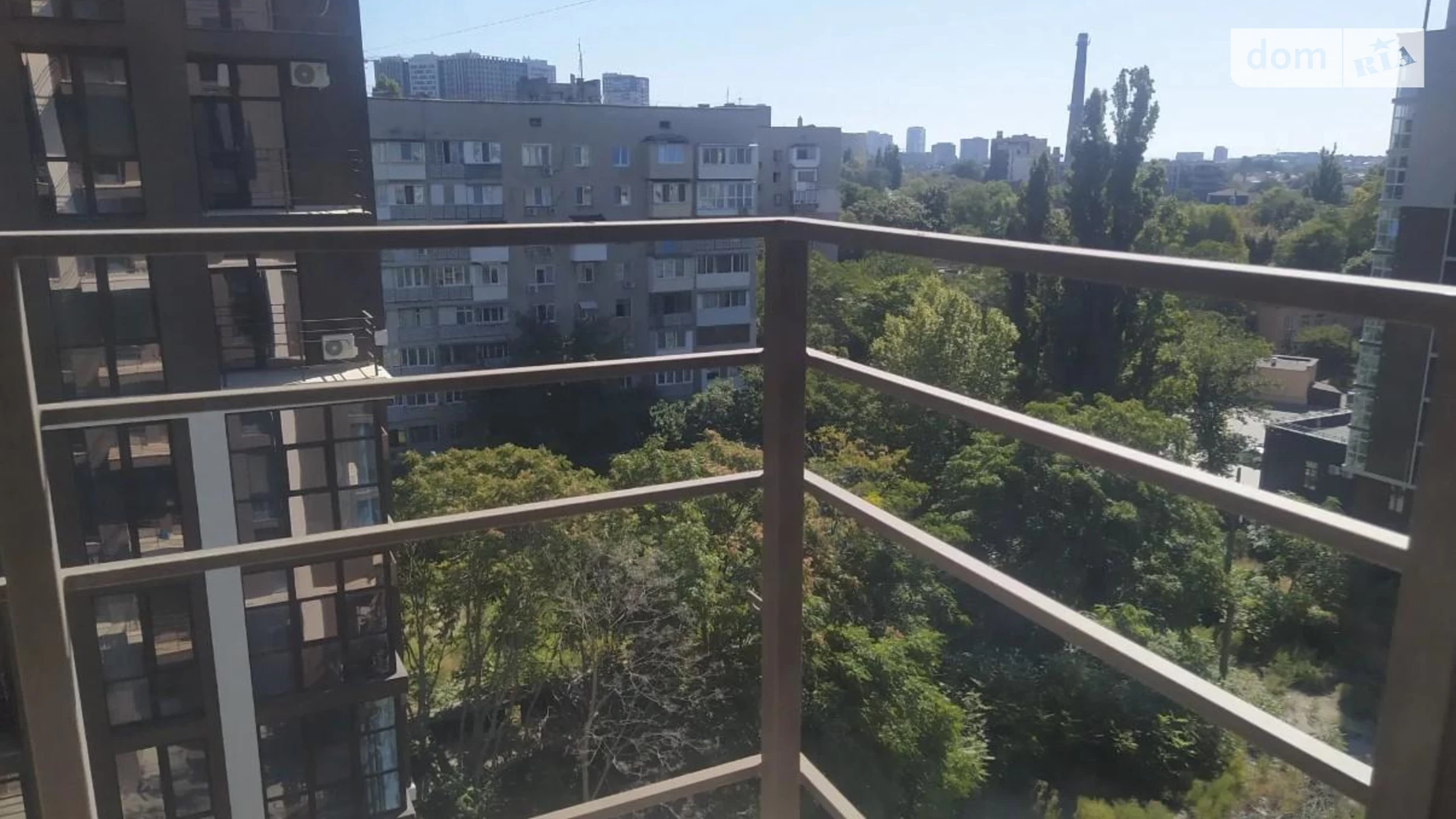 Продается 1-комнатная квартира 30 кв. м в Одессе, ул. Гераневая, 7 - фото 2