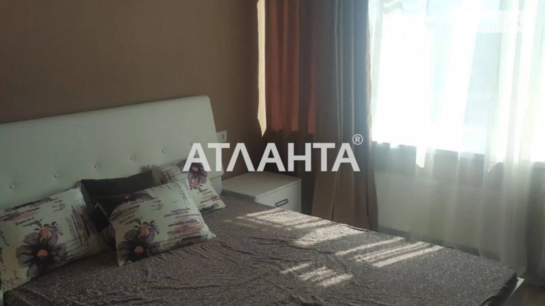 Продається 1-кімнатна квартира 36.8 кв. м у Одесі, вул. Басейна