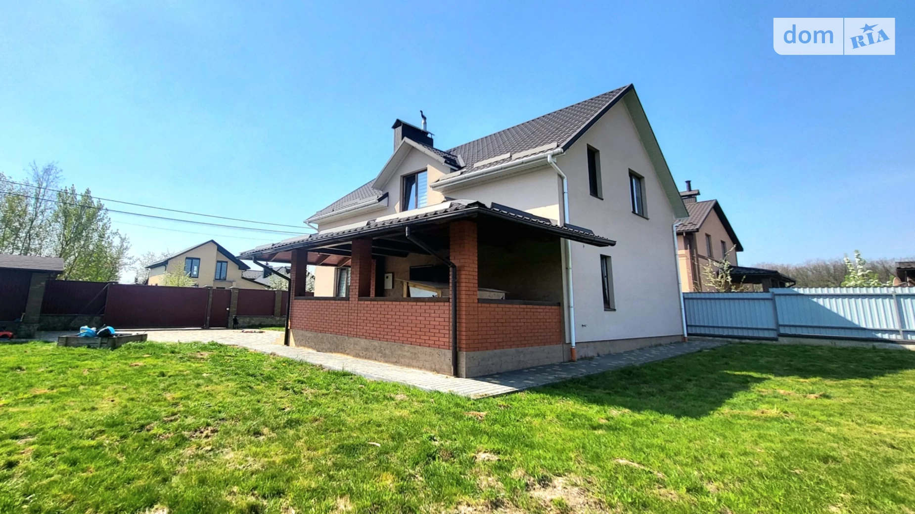 Продается дом на 2 этажа 156 кв. м с беседкой, цена: 165000 $ - фото 2