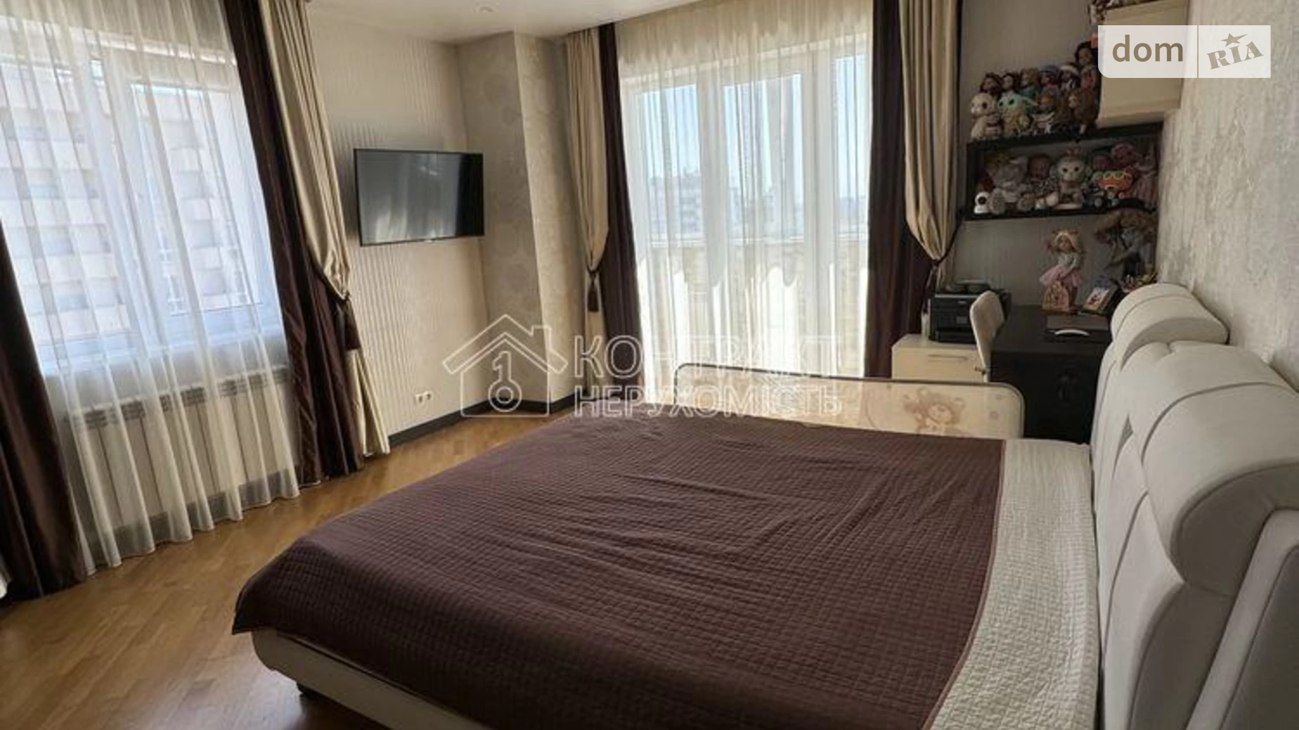 Продается 4-комнатная квартира 98 кв. м в Харькове
