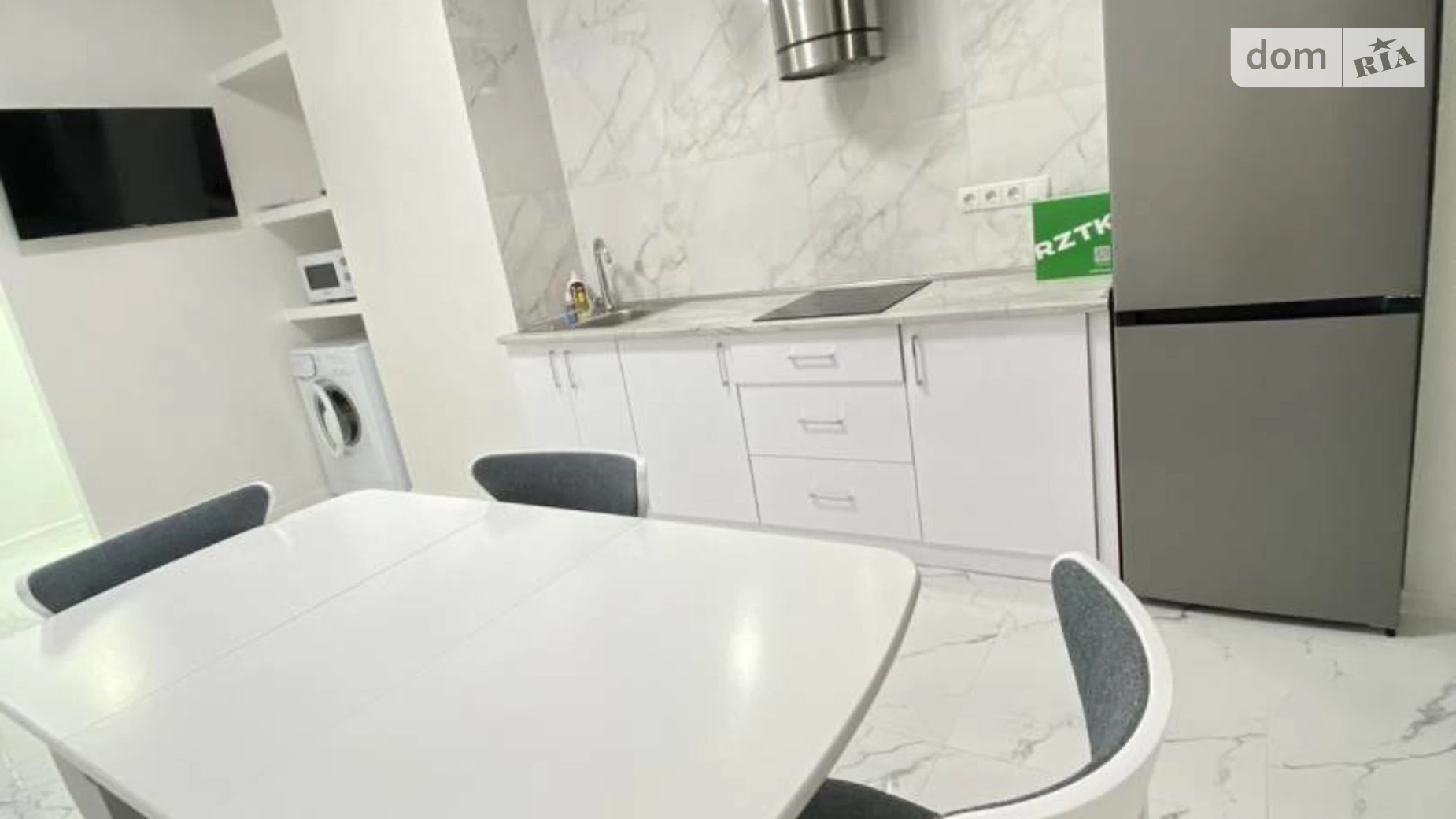 Продається 2-кімнатна квартира 61 кв. м у Одесі, Фонтанська дор. - фото 4