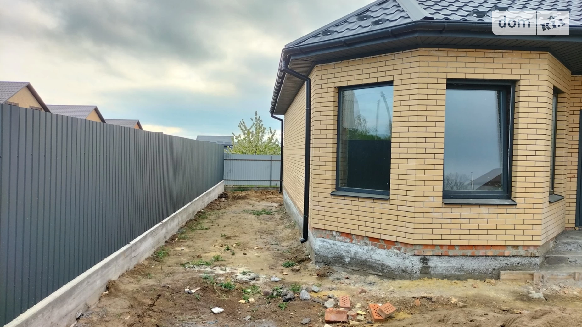 Продается одноэтажный дом 86 кв. м с садом, цена: 76000 $ - фото 3