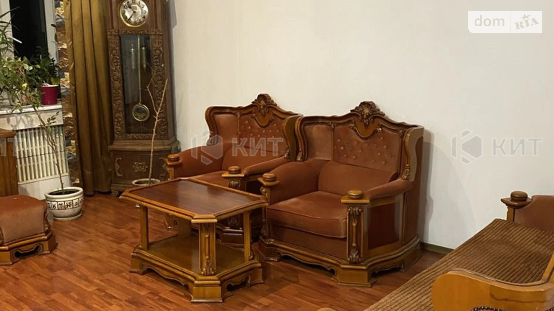 Продается 4-комнатная квартира 150 кв. м в Харькове