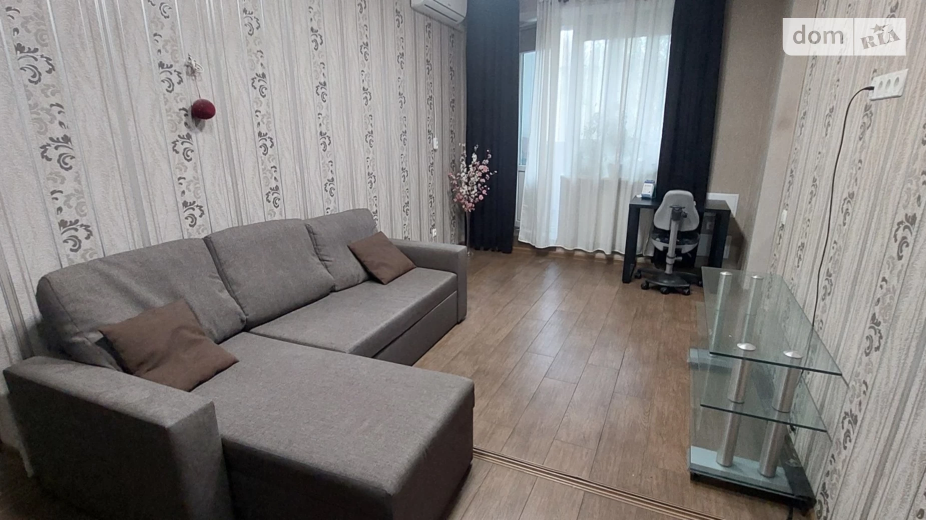 Продается 3-комнатная квартира 54 кв. м в Харькове