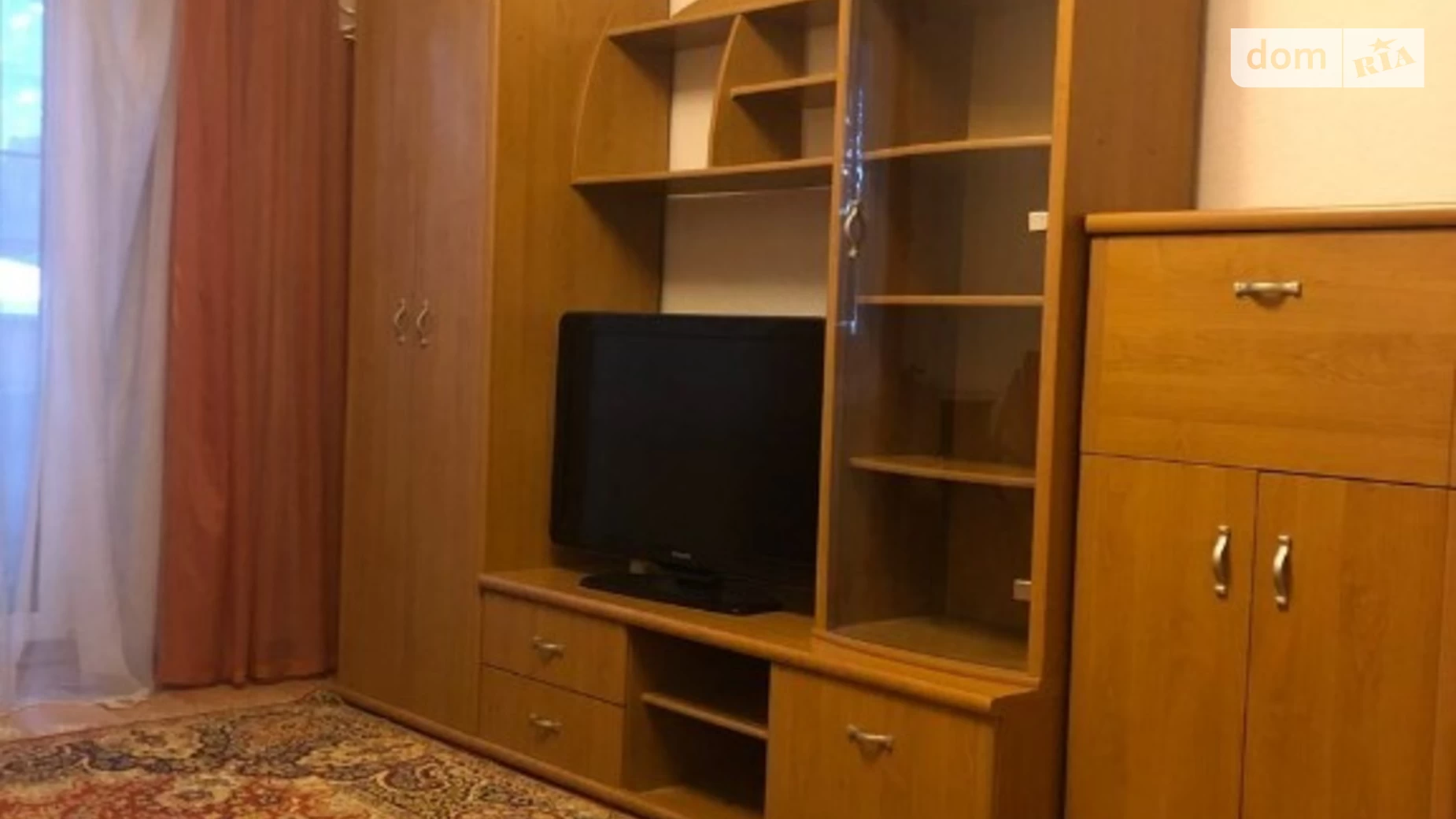Продается 2-комнатная квартира 54 кв. м в Киеве, ул. Анны Ахматовой, 4