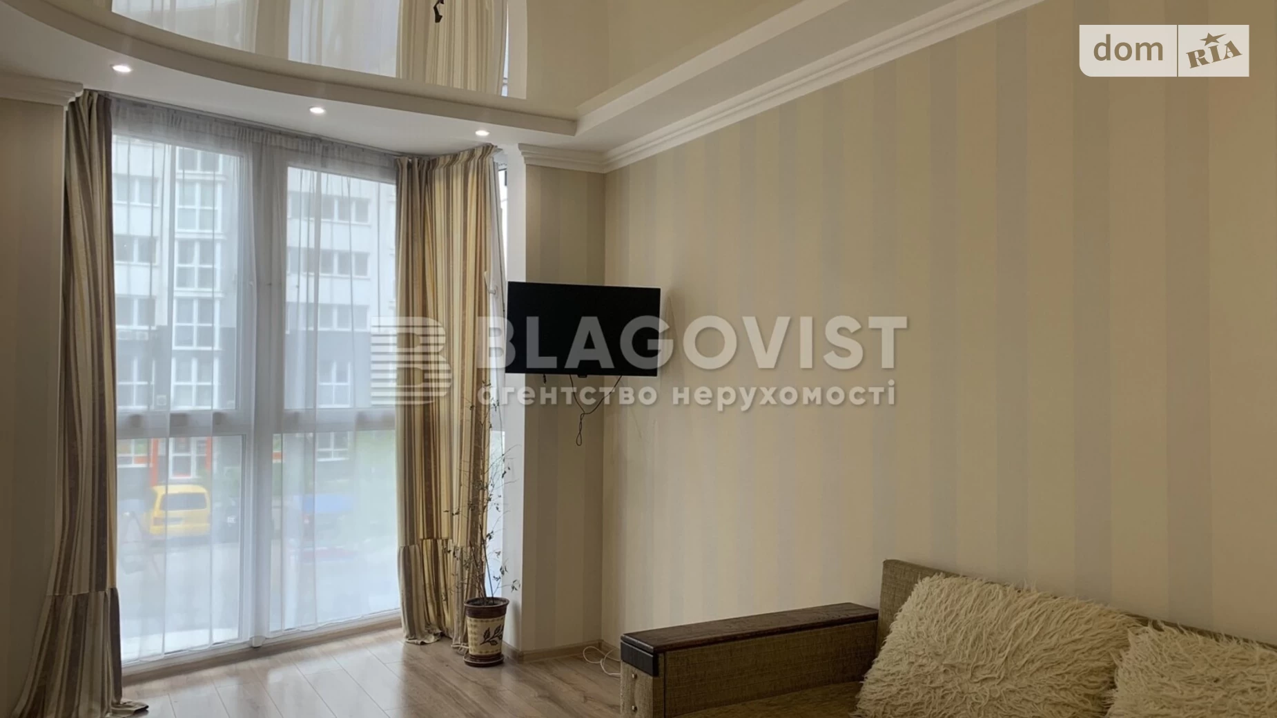 Продается 1-комнатная квартира 46 кв. м в Киеве, ул. Драгоманова, 2 - фото 2