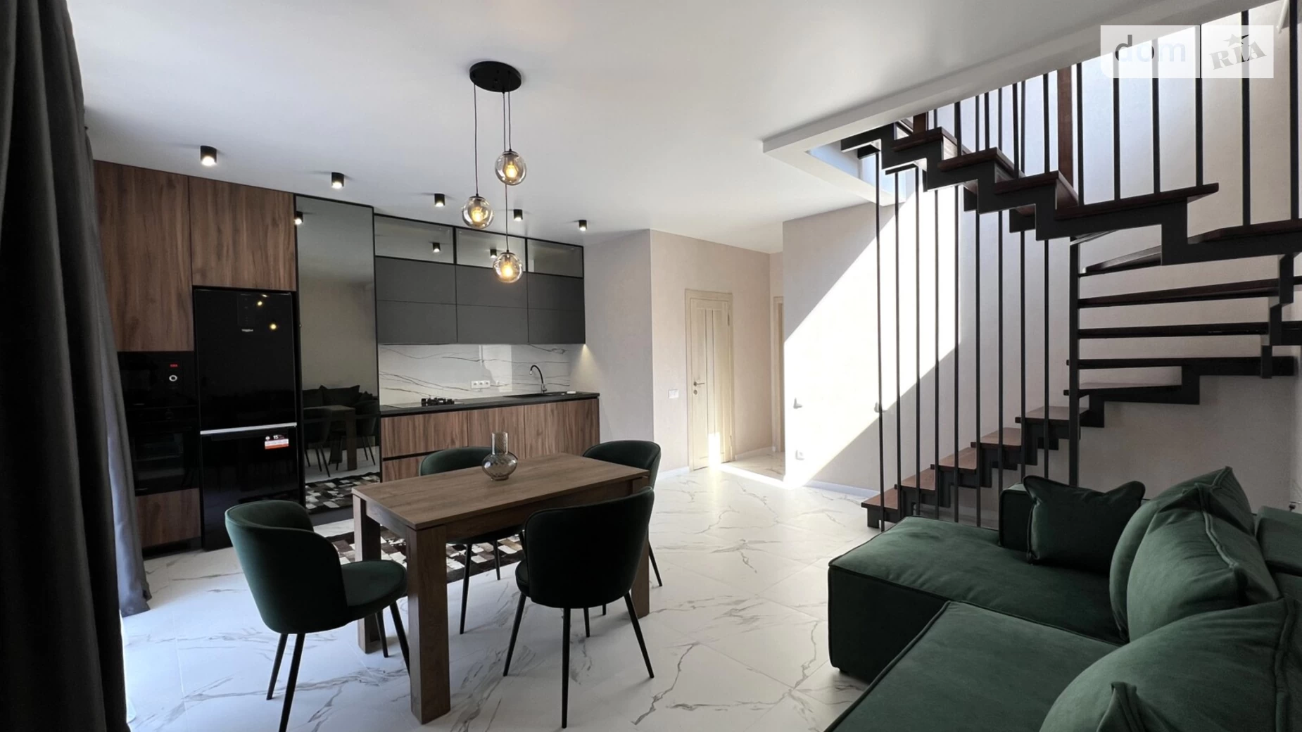 Продається частина будинку 105 кв. м з балконом, цена: 165000 $ - фото 4