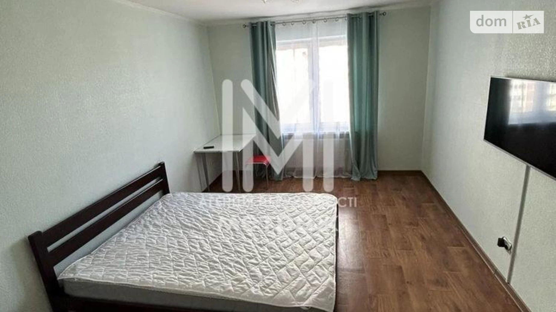 Продается 1-комнатная квартира 43 кв. м в Киеве, пер. Балтийский, 1 - фото 3