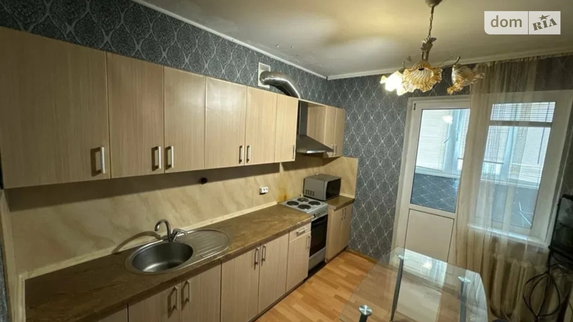 Продается 1-комнатная квартира 43 кв. м в Киеве, просп. Петра Григоренко, 16